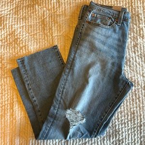 Levi’s Wedgie Straight